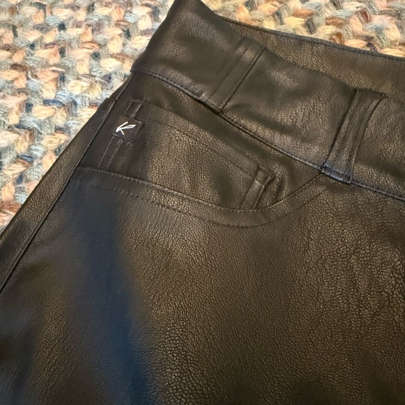 KanCan Faux Leather Skinny Straight Jeans NWT - Picture 8 of 11